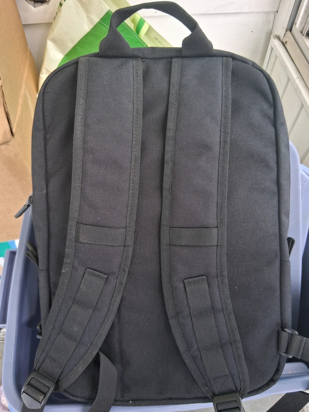 Nestpax Black Men’s Backpack